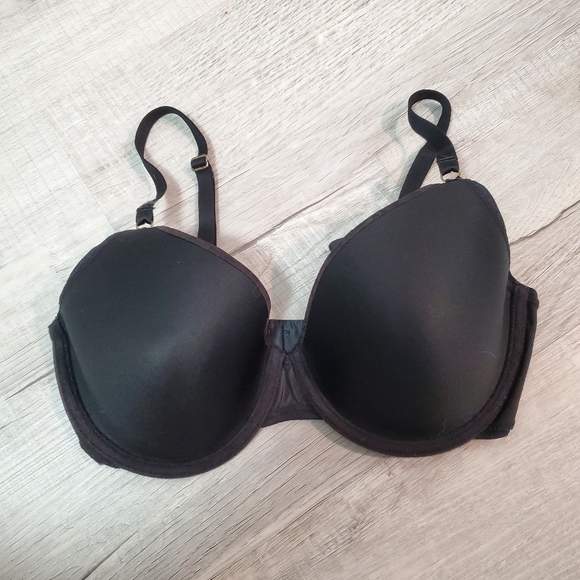 Black Natori Bra 36D - Picture 16 of 17